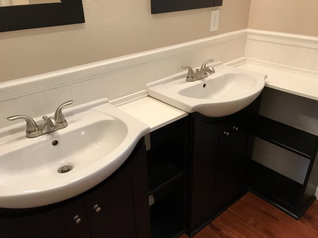 Building Photo - Completely Renovated in 2012; adorable energy-efficient Country home w/ Guest House on 1 mostly l...