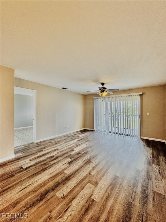 Building Photo - 706 SE 13th Ct