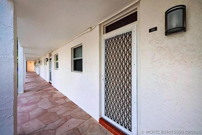 Building Photo - 1541 S Ocean Blvd