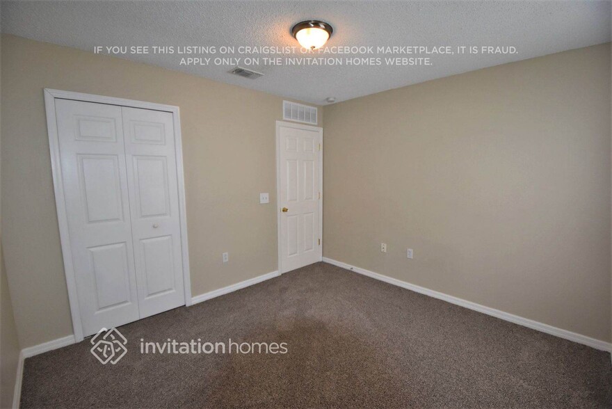Building Photo - 10420 Fly Fishing St
