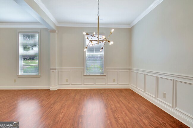 Building Photo - 155 Colonial Ct
