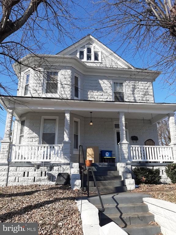 Building Photo - 553 N Loudoun St