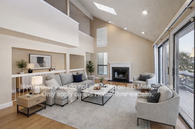 Building Photo - 18 Woodhill St