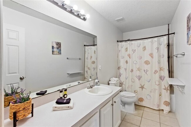Building Photo - 131 Willow View Dr