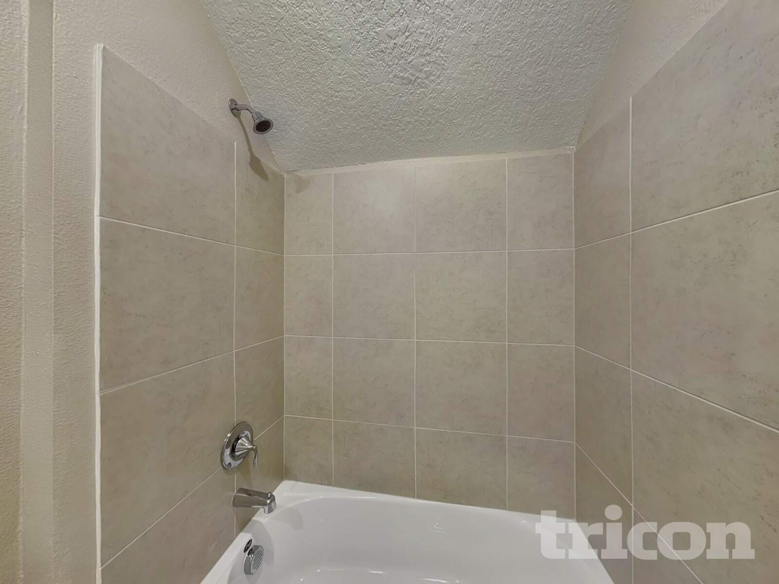 Building Photo - 733 Honeyrock St