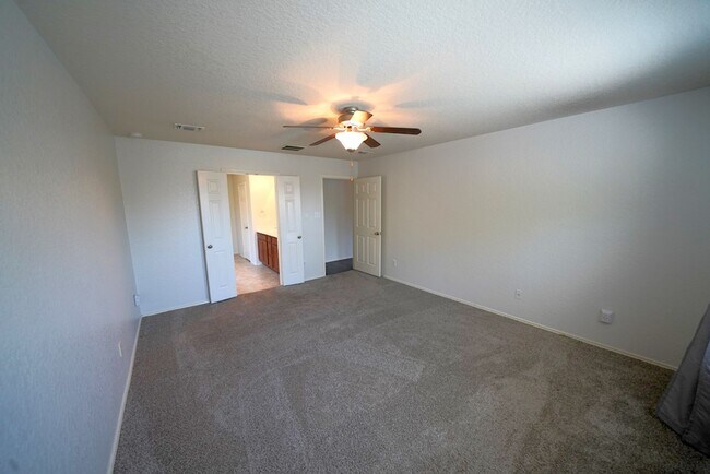 Building Photo - 6307 Myrtle Run