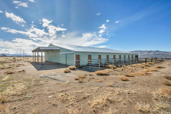 Building Photo - 30 El Caballo Trail