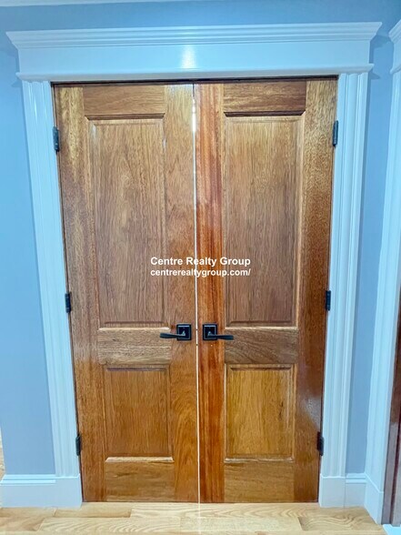 Building Photo - 64 Langley Rd