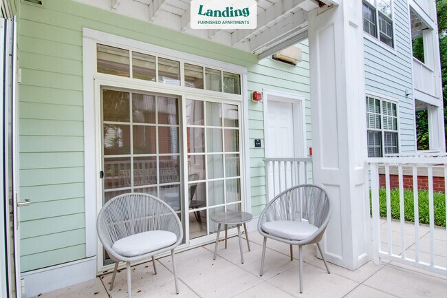 Building Photo - 925 N Garfield St