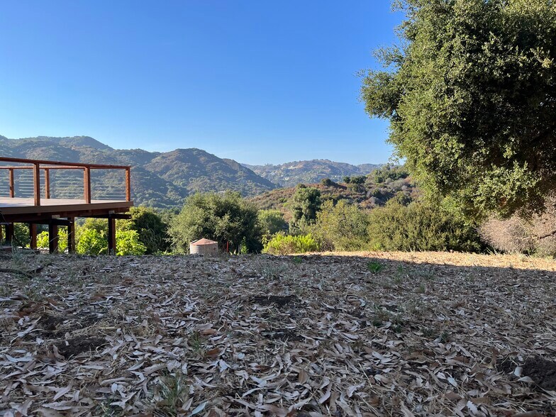 Building Photo - 1124 Rosario Dr