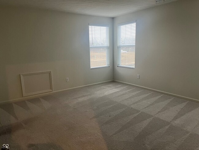 Building Photo - 3340 Preakness St