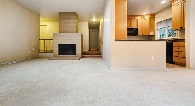 Building Photo - Charming High Woodlands Home in a Quiet Cul-de-Sac