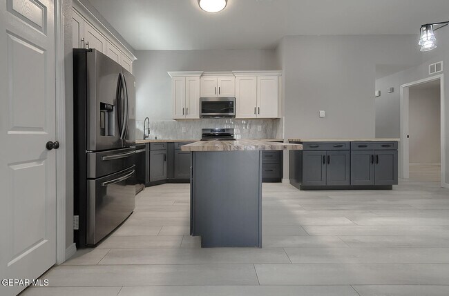 Building Photo - 4917 Marcella Santillana