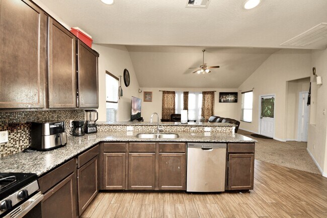 Building Photo - 8227 Pastel Dawn Trce