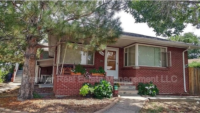 Building Photo - 768 S Krameria St