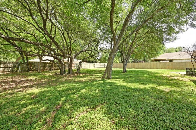 Building Photo - 607 Prickly Pear Pass