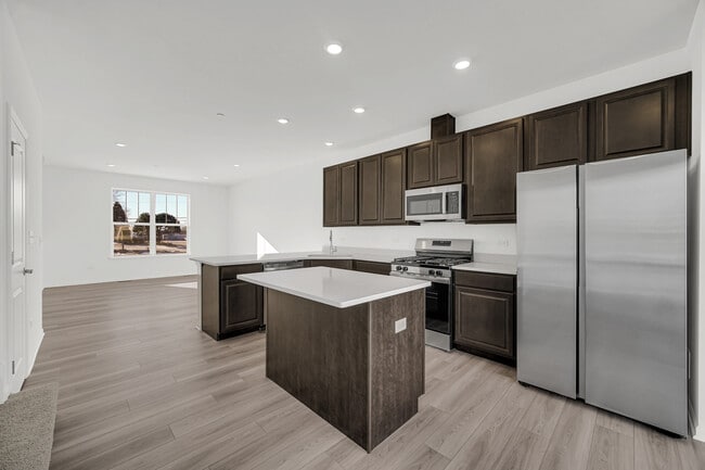 Building Photo - 203 Settlers Pl