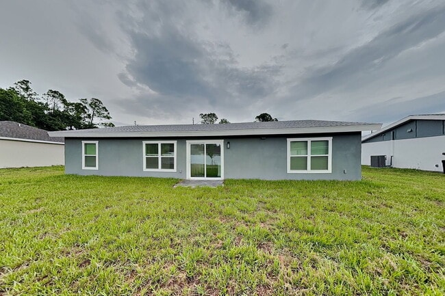 Building Photo - 5071 Rosette Rd