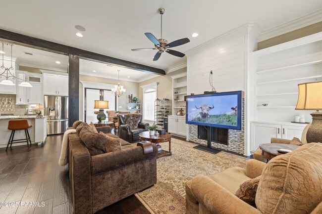 Building Photo - 311 Oats Dr