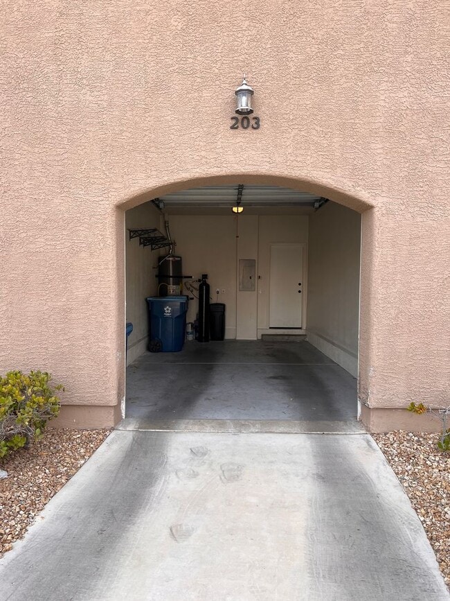 Building Photo - Summerlin Condo - Gated - Community Pool 1 Car Garage - 500 Off First Months Rent