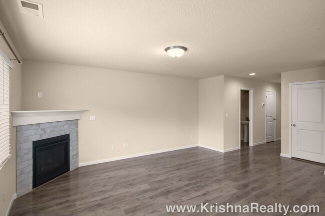 Building Photo - Stunning 4 Bedroom | 2.5 Bathroom Home | Sought-After North Bethany at Abbey Creek | Spectacular ...