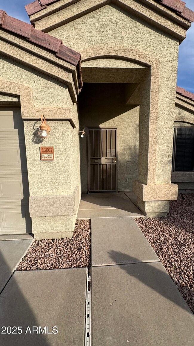 Building Photo - 13002 W Hearn Rd