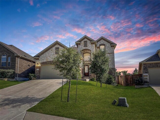 Building Photo - 141 Cres Heights Dr
