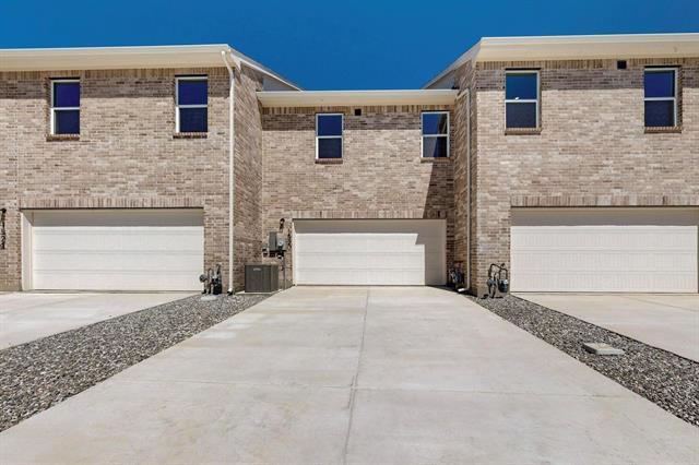 Building Photo - 1520 Solterra Blvd
