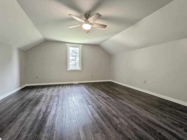Building Photo - 8914 Woodhaven Rd