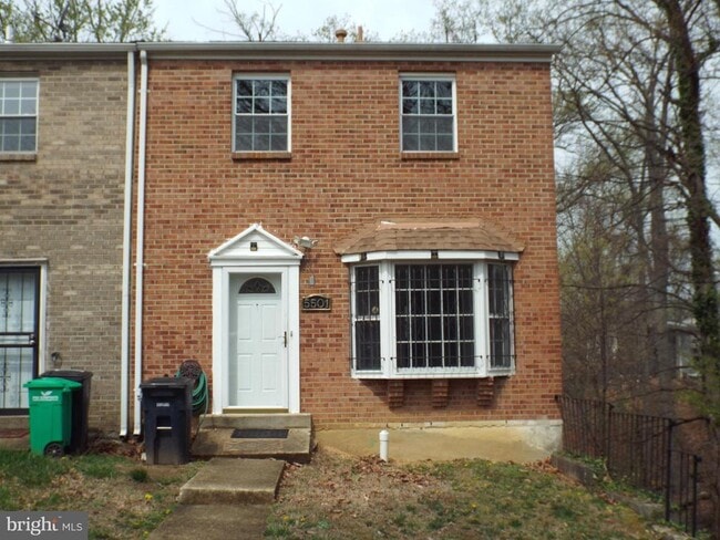 Primary Photo - 5501 Rollins Ln