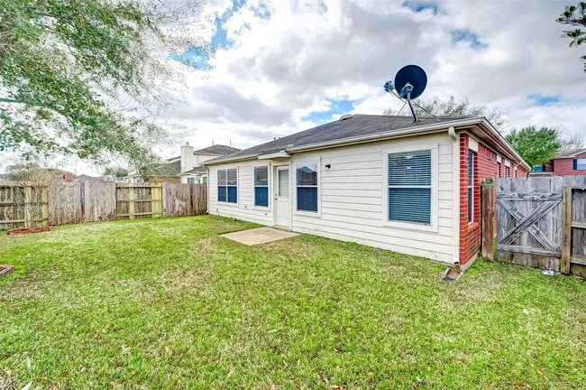 Building Photo - 10607 Sugar Trace Dr