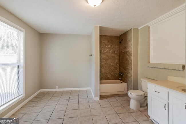 Building Photo - 941 Grier Rd