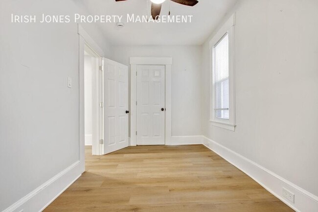 Building Photo - 48 Boyd St