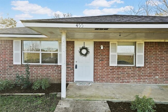 Primary Photo - 455 Longstreet Rd