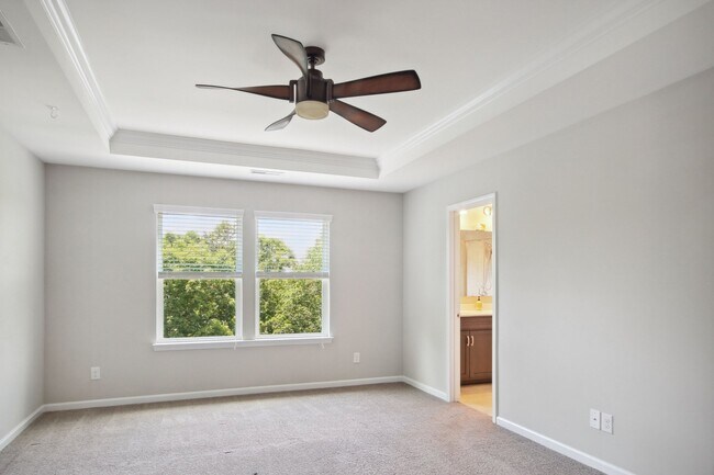 Building Photo - 2169 Grist Mill Dr SW