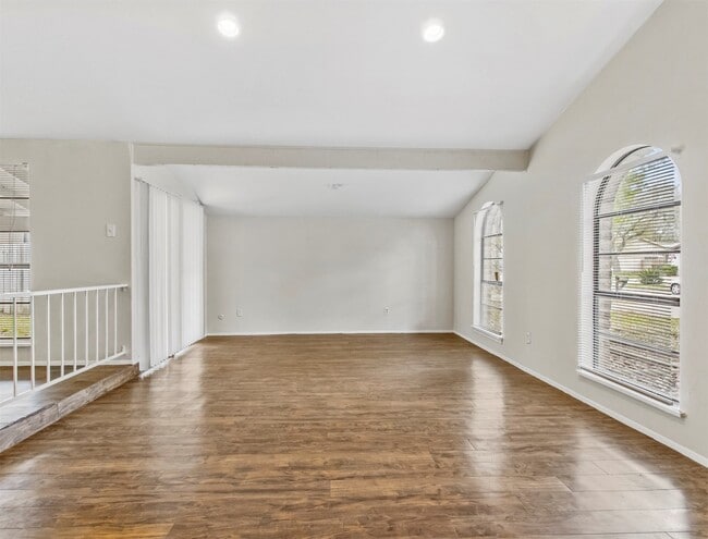 Building Photo - 5510 Dunnethead Dr