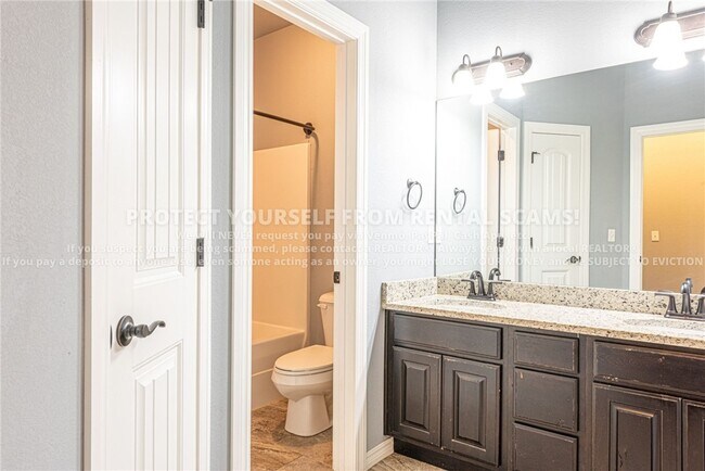 Building Photo - 2912 W Featherock Way