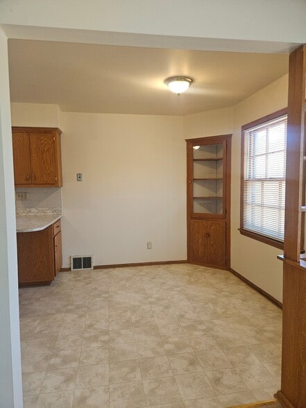 Building Photo - 12126 W Bluemound Rd