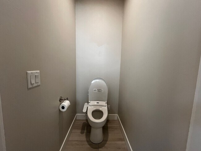 Building Photo - ADORABLE HOME IN BRIO FOR RENT!