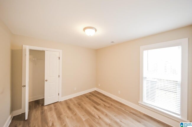 Building Photo - 124124 Rossburg Dr