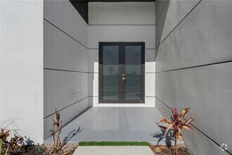 Building Photo - 3544 NW 41st Pl