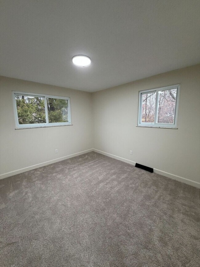 Building Photo - GREAT Home in Pickerington!