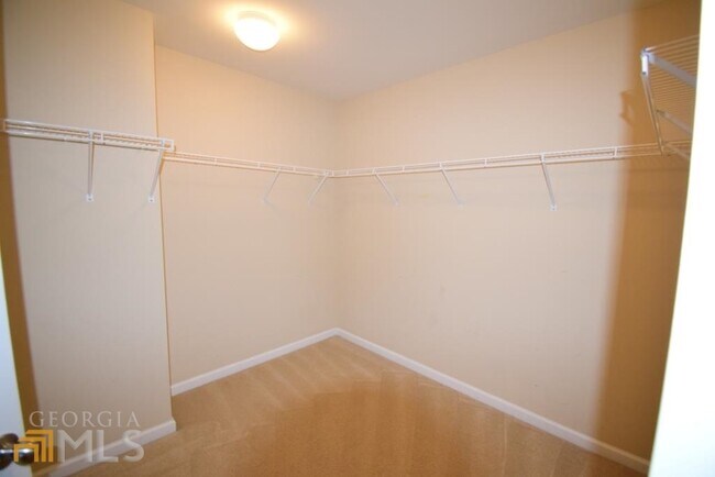 Building Photo - 59 Tahoe Dr