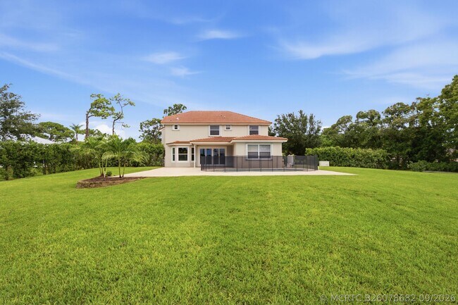Building Photo - 5513 SW Windward Way