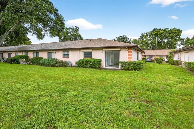 Building Photo - 13250 Ridge Rd S