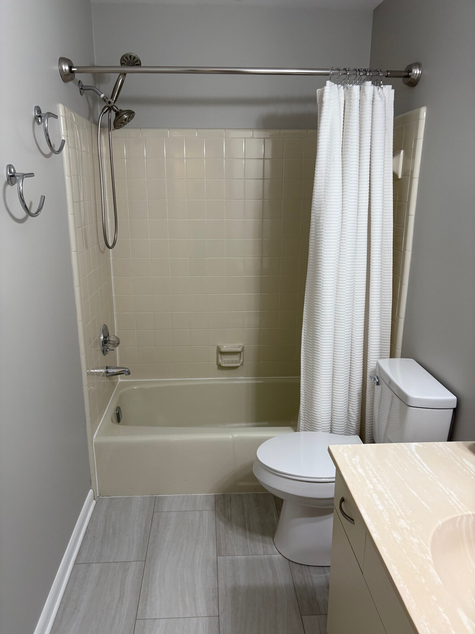 Guest full bathroom - 12913 Church Ct