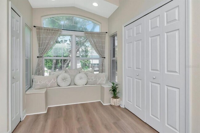 Building Photo - 5352 Cotee River Dr