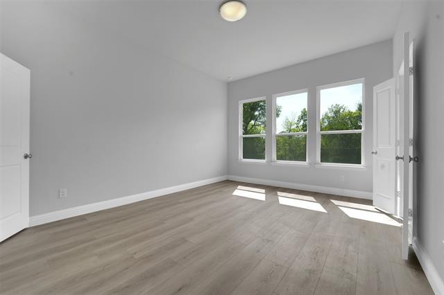 Building Photo - 3004 Cremini Fls
