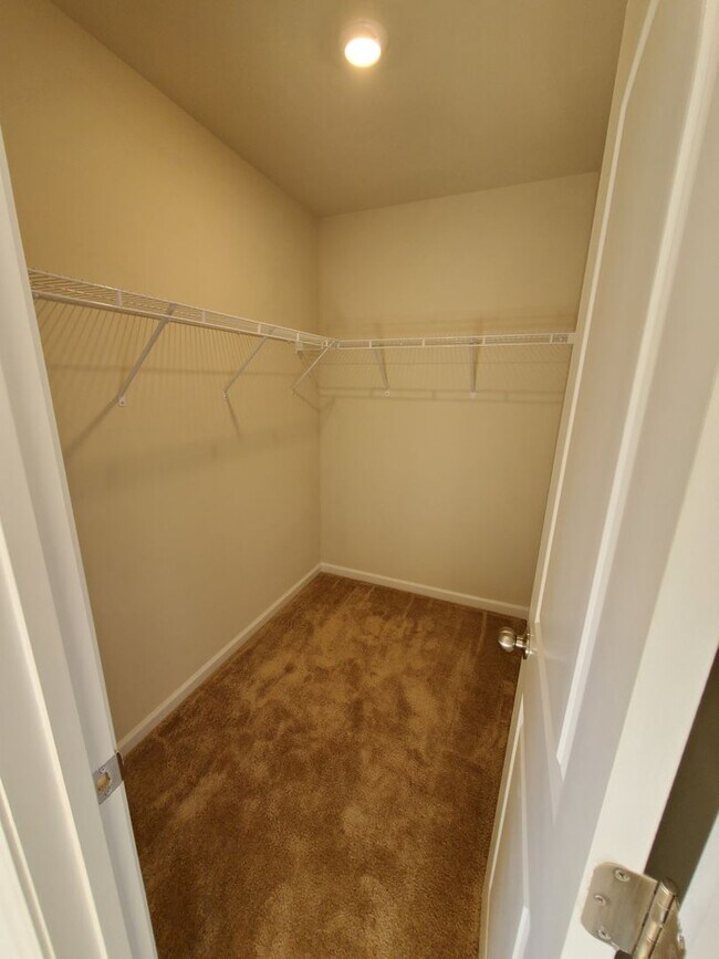 Building Photo - 7421 Sienna Heights Pl