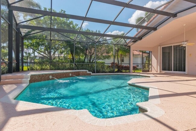 Building Photo - 474 Stonemont Dr